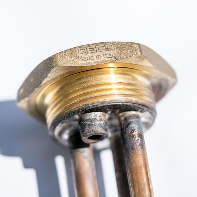 HOT WATER Solar TANK HEATING ELEMENT 3000W 1 1/4" BSP WITH ROD