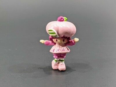 Raspberry Tart On Roller Skates PVC Mini Fig Strawberry Land