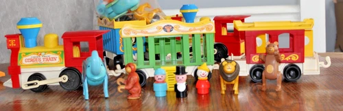 Vintage Fisher-Price Play Family Circus Train #991 COMPLETE 1979