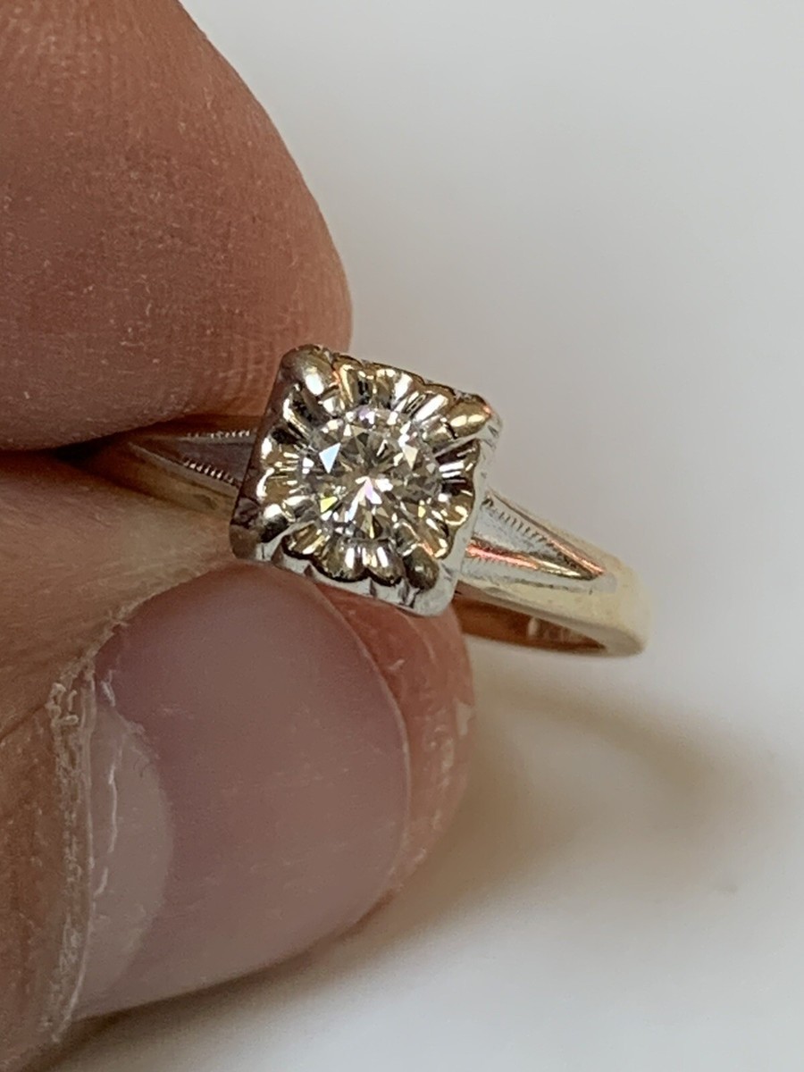Vintage 14K Gold .18 Diamond Ring with a Gorgeous Natural Diamond 
