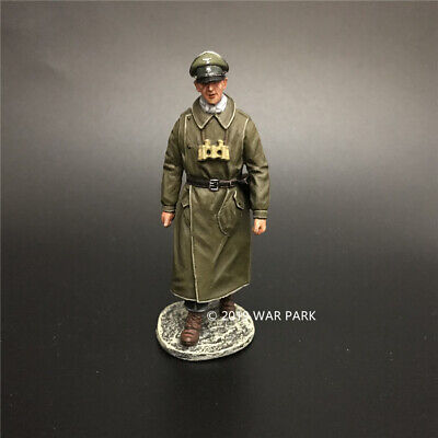 WAR PARK MINIATURES 1:30 WW2 GERMAN KU028 PANZERGRENADIER SOLDIER WITH MP40