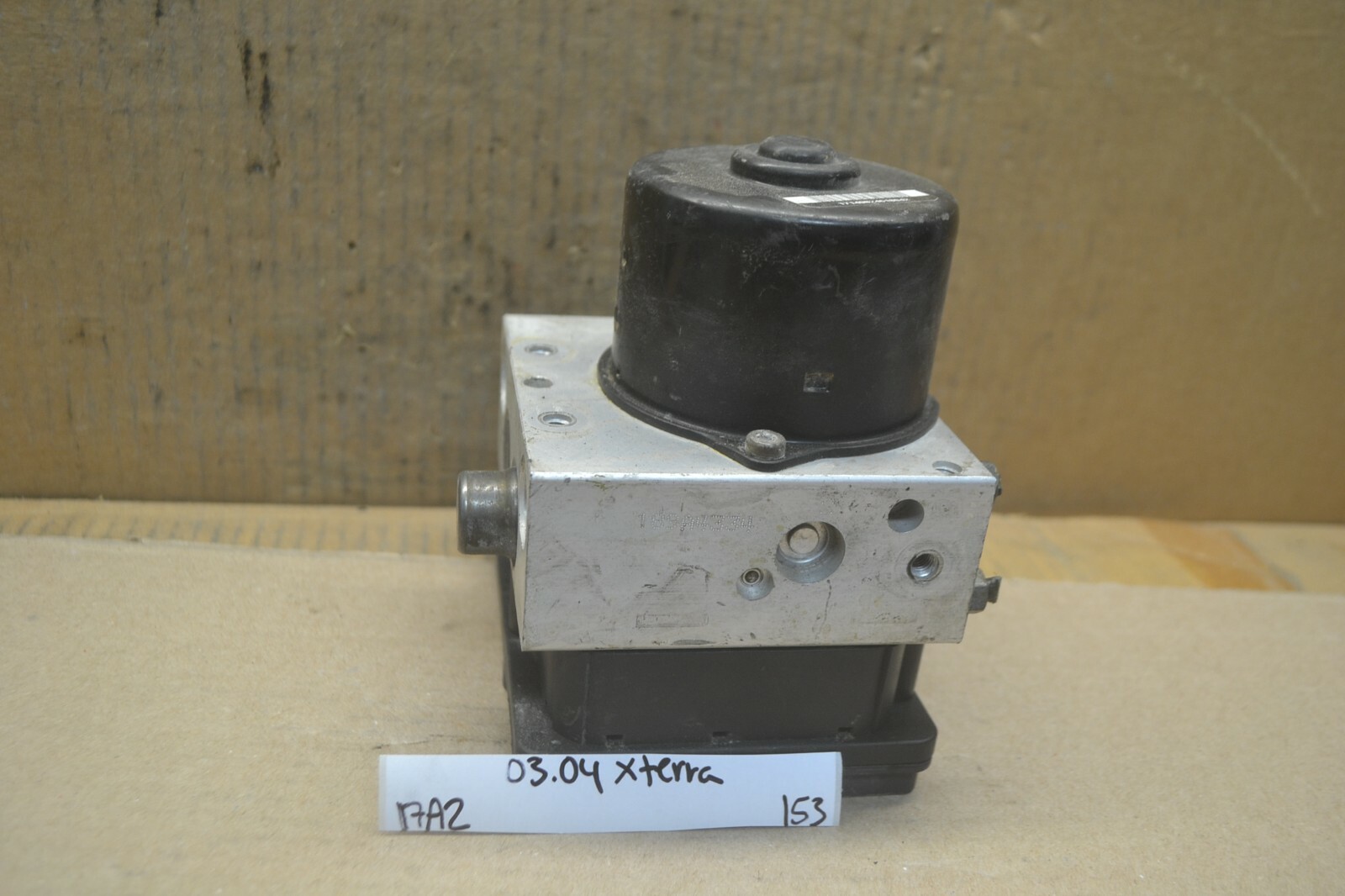 2003 2004 Nissan Xterra ABS Pump Control OEM 476601Z600 Module 15317a2