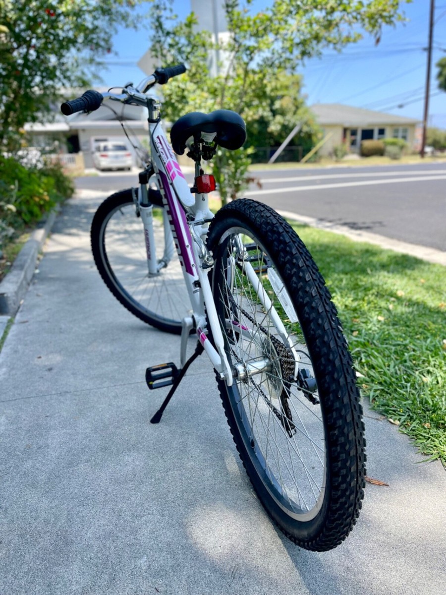 Schwinn Women's Ranger 26