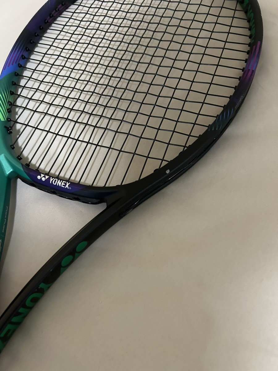 Yonex Vcore Pro 97H 330g 4-1/8 Grip *moderately used Condition Yonex Vcore Pro 97H 330g 4-1/8 Grip *moderately used Condition