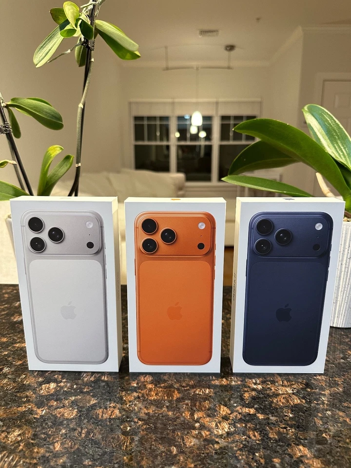 Apple iPhone 17 Pro Max 256GB ✅ UNLOCKED ✅ SHIPS TODAY ✅ SEALED ✅ WORLDWIDE SHIP - Image 2 of 4