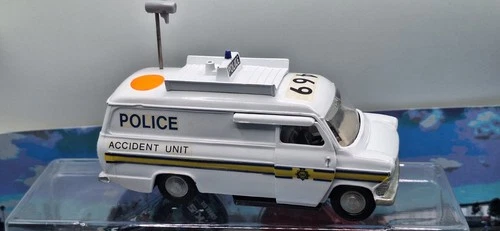 Vintage Dinky Toys 287 Ford Transit Police Accident Unit Metal Diecast Van