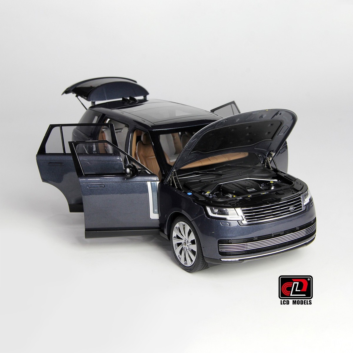 LCD LCD18017-BU 1:18 2022 LAND ROVER/RANGE ROVER SV SERENITY (BLUE