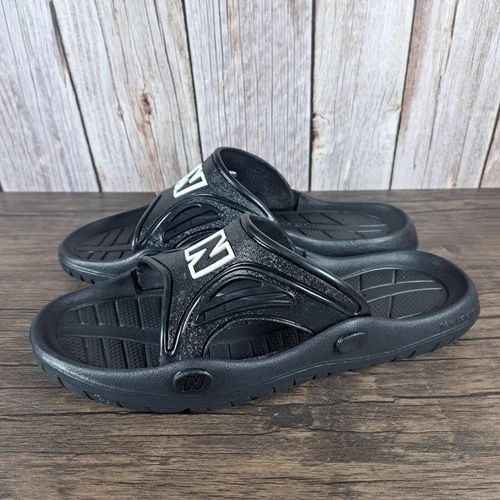 New Balance 102 Sandali Slide Uomo Taglia 8 Nero (NWOB) SM102BK