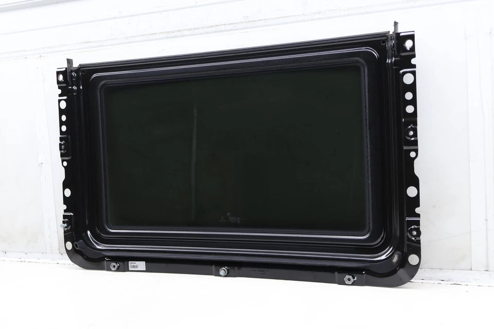 2014-2018 BMW 328D XDRIVE 2.0L - REAR Sunroof / SUN ROOF Glass Panel 7261733 - Image 2 of 4