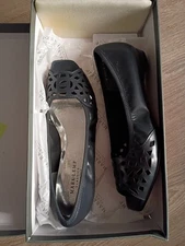 Mark Lemp Classics Walking Cradles Flat Shoes For women Black Size 6.5