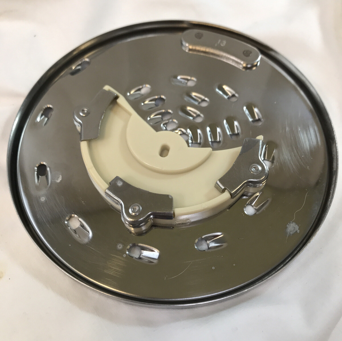 Cuisinart Food Processor DLC837 Medium Replacement Disc Blade Grater