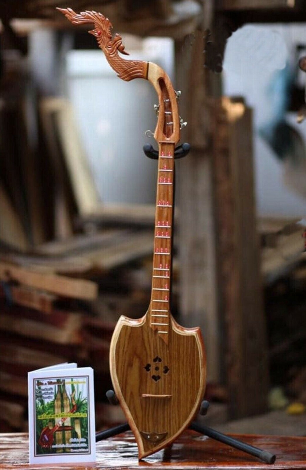 Chitarra Acustica Thai Phin 3 Corde Isarn Lao foto 4
