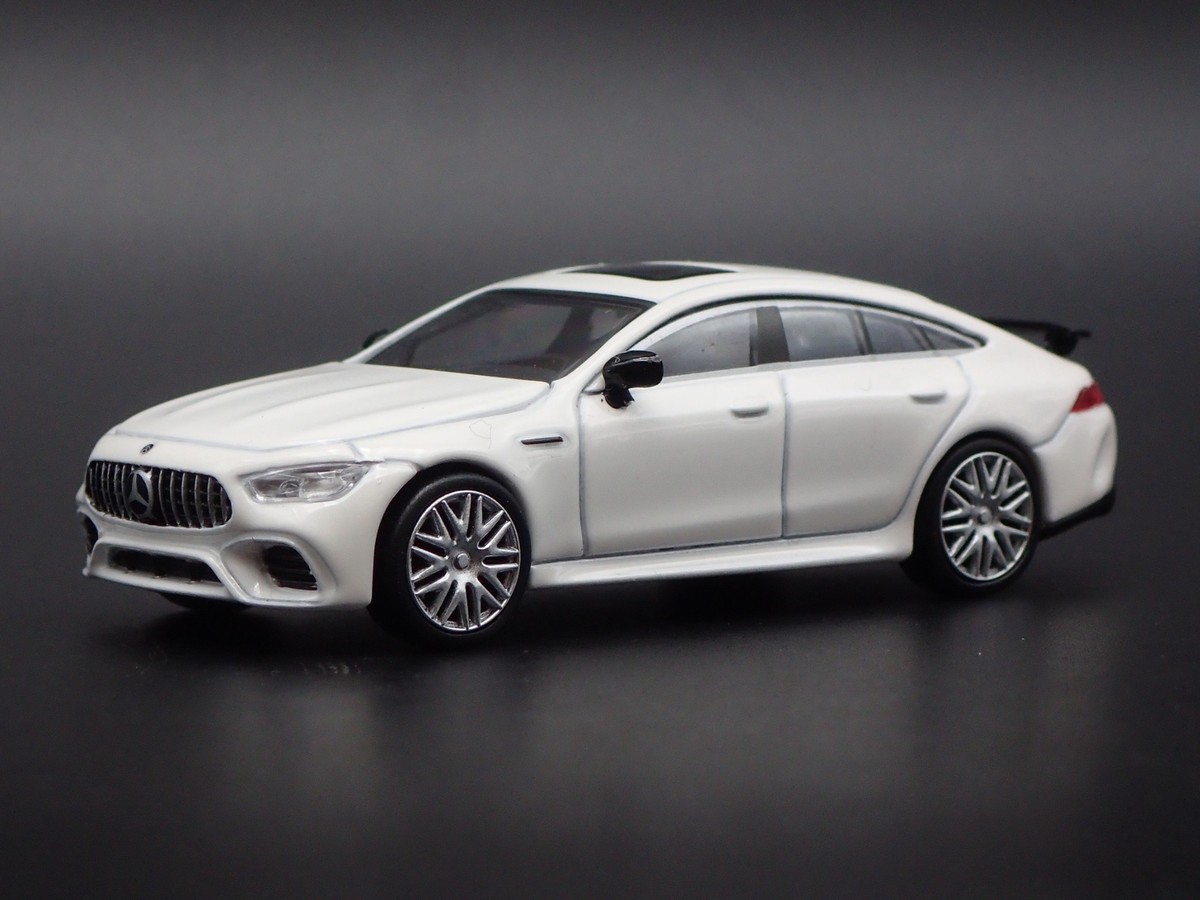 1/64 ホットウィール MERCEDES C 63 カスタム ホットウィール ブールバード - `12 メルセデス・ベンツ C63 AMG