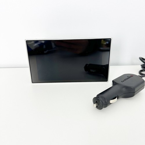 Garmin Nüvi 3597LM 5" Touchscreen Navigation GPS System with Charger Bundle