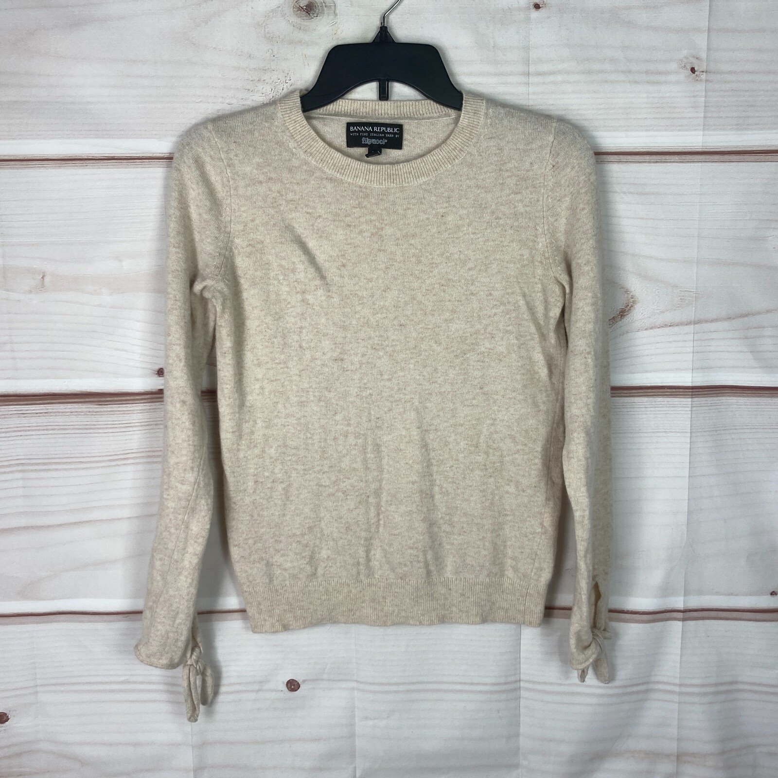 Banana Republic Womens XS Beige Italian Yarn Crewneck Sweater