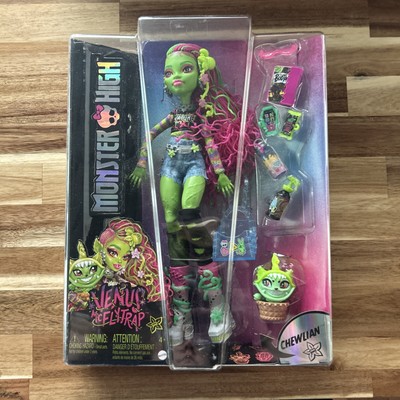 2023 Monster High G3 Venus McFlytrap Fashion Doll with Pet Chewlian