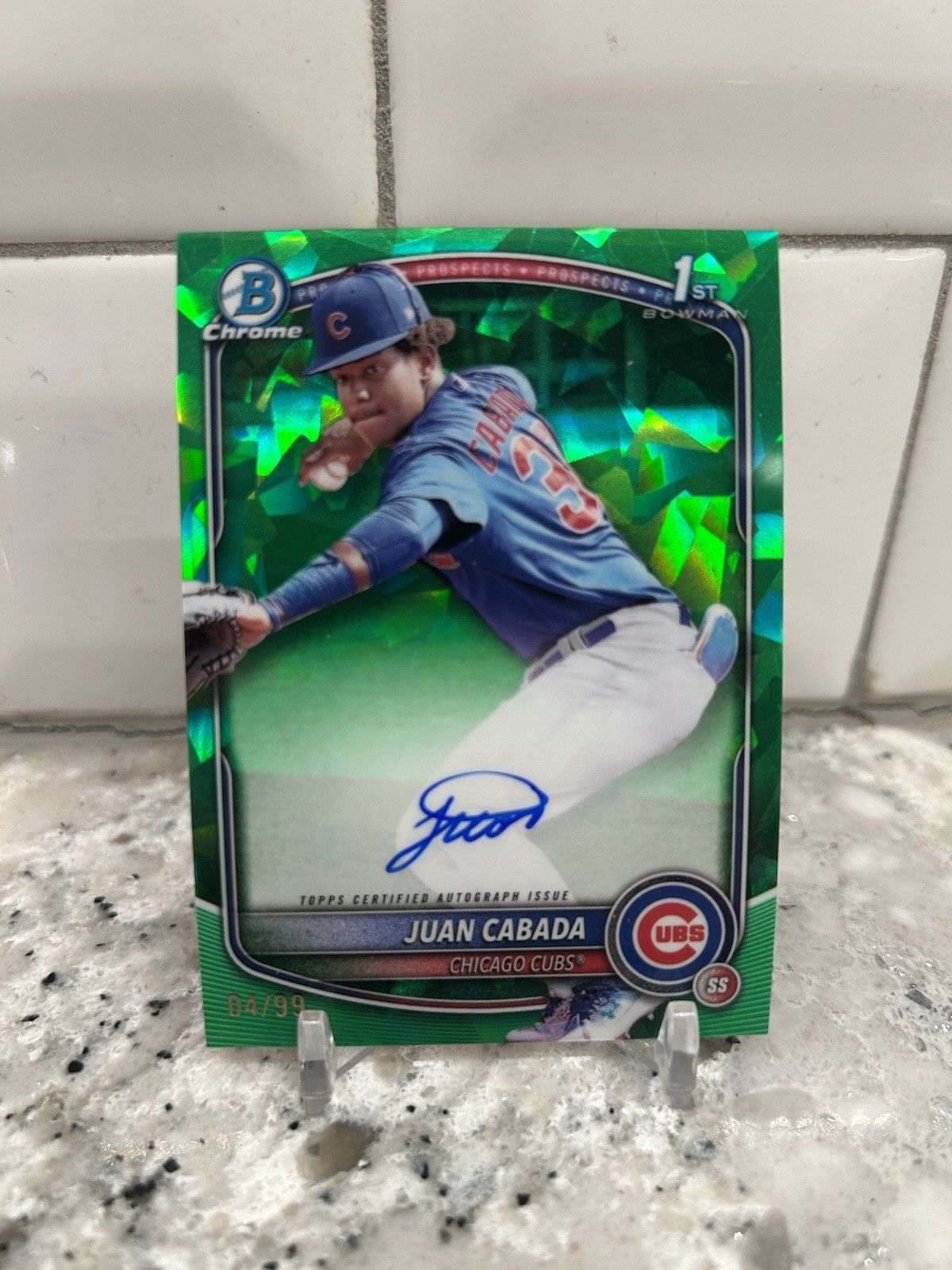 2025 Bowman Chrome Sapphire Juan Cabada 1st Green Refractor Auto #/99 ⚾️ Cubs