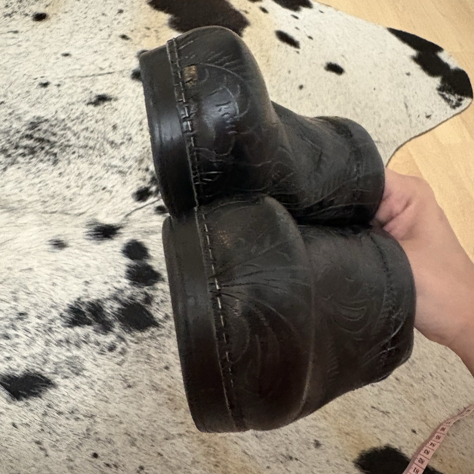 DANSKO Professional Black Tooled Embossed Leather Clogs Size 41