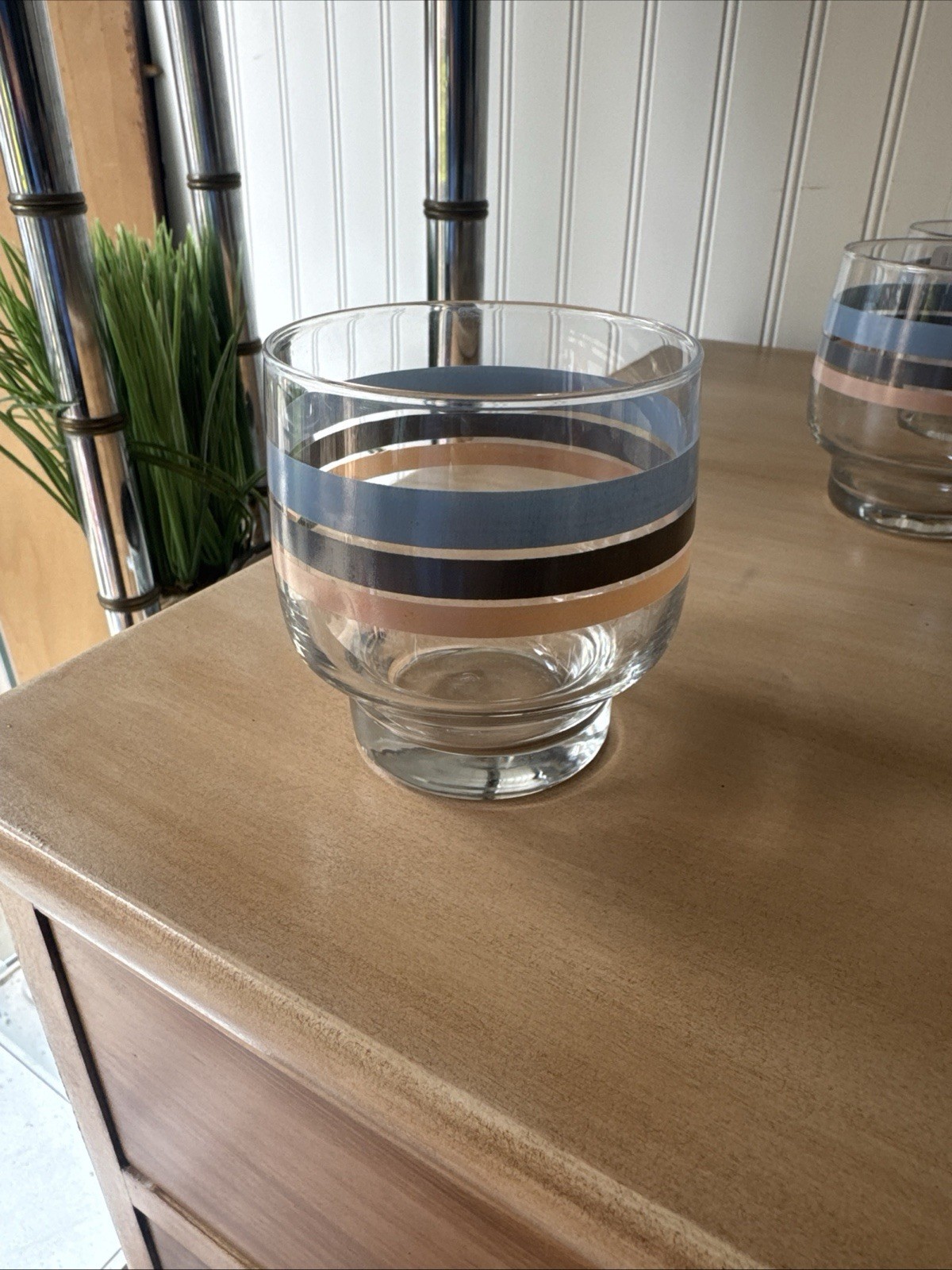 Vintage MCM Set of 7 Striped Blue Pink Glasses Cups 2/6” 5/3” Height