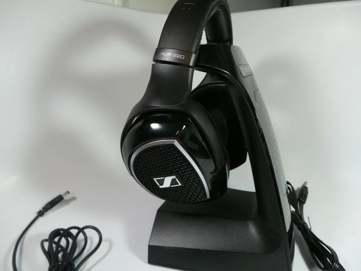 Sennheiser's MOMENTUM 4 Wireless Headphones are Getting a Fresh Coat of  Paint 