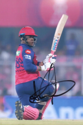 RAJASTHAN ROYALS WEST INDIES CRICKET: SHIMRON HETMYER SIGNED 6x4