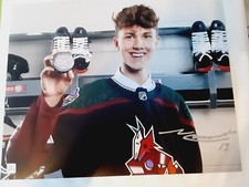 Maveric Lamoureux Arizona Coyotes 8x10 Photo Signed Autograph Rookie Draft #3