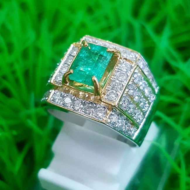 2.11ct Naturale Diamante Rotondo 14K Oro Bianco Smeraldo Nozze Mix