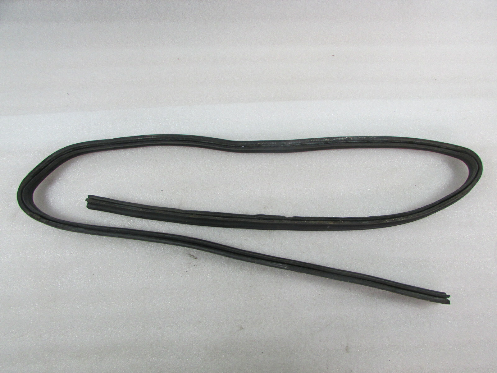 Ferrari 308, Front Trunk Weather Strip, Used, P/N 60163607