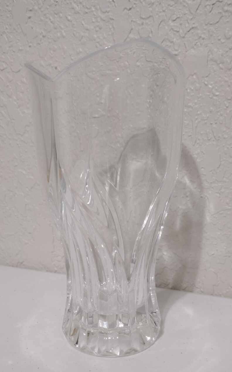 Cristal d'Arques Ancona Genuine Lead Crystal Tulip Top Vase 8 in. EUC