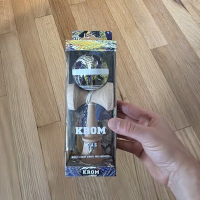 KROM NOIA 6 KENDAMA *damaged box*