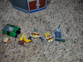 LEGO 4981 SpongeBob The Chum Bucket 