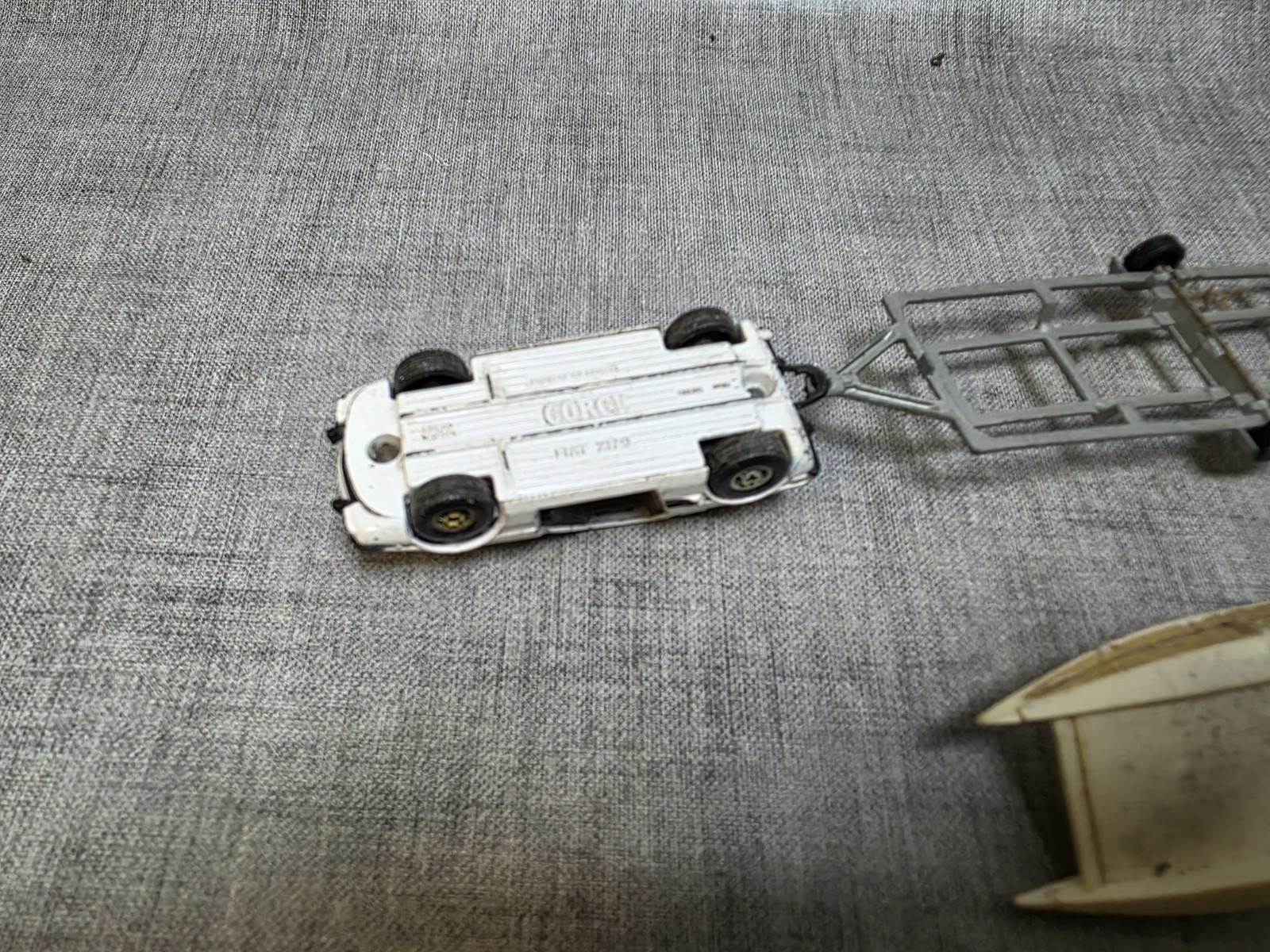 Corgi Toys Gift Set 37 Fiat & Power Boat Set Playworn - for resto