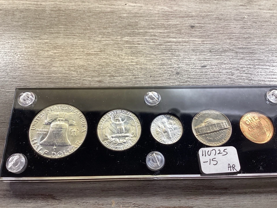 1958 (P only) US Mint Uncirculated Silver Mint Set in Capital Holder-110725 15ak - Image 2 of 4