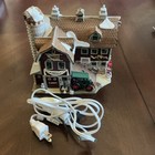 Lemax Illuminated Christmas Village Barn Sale House 2002 Villages — photo 8