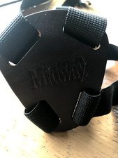 MidwayUSA Deluxe Shoulder Bino-Harness