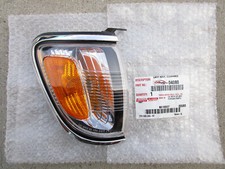 01-04 Toyota Tacoma Front Right Side Turn Signal Indicator Corner Light Oem New