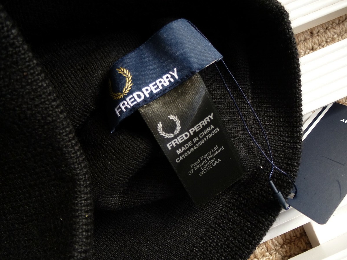 【秋冬おすすめ】FRED PERRY Emblem Logo Beanie Fred Perry Graphic Logo Gunmetal Grey Beanie | eBay