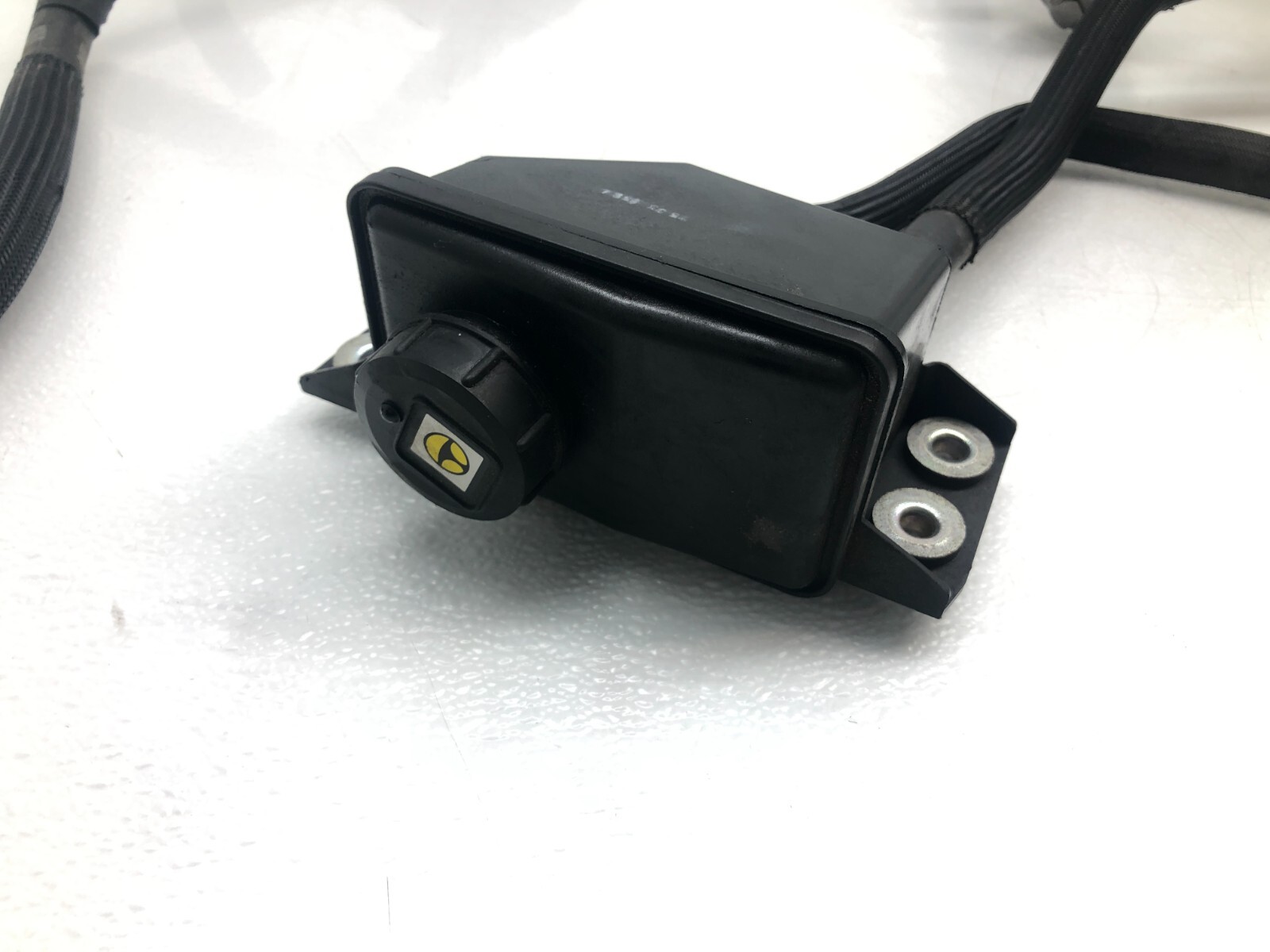 2014-2017 MASERATI GHIBLI S POWER STEERING BOTTLE RADIATOR W/AUX WATER PUMP OEM.