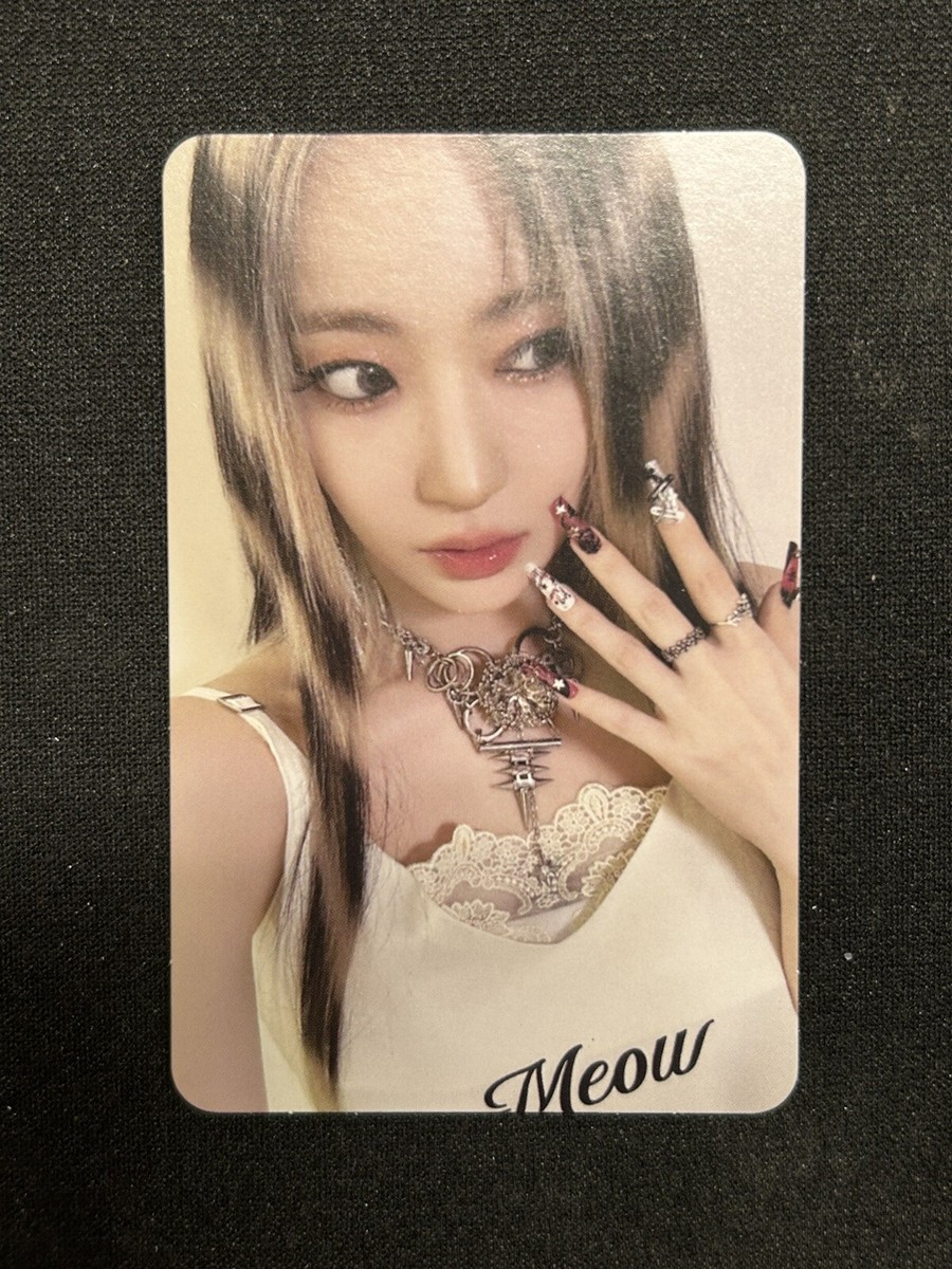 LE SSERAFIM SAKURA CRAZY HELLO82 EXCLUSIVE PHOTOCARD | eBay LE SSERAFIM SAKURA CRAZY HELLO82 EXCLUSIVE PHOTOCARD | eBay