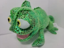 Rapunzel Tangled Chameleon Pascal Plush Toy Stuffed Animal Doll 11" Disneyland 