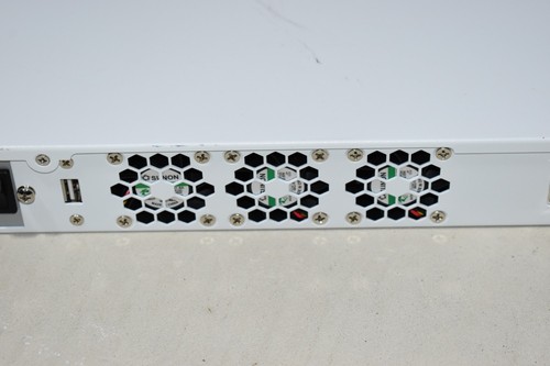 Sophos 10 port Gigabit Rackmount OPNsense Firewall Intel i3-4330 8GB RAM AES-NI - Afbeelding 16 van 21