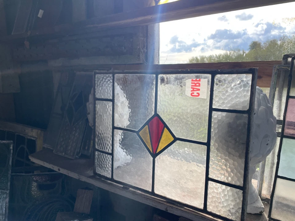 Beautiful Art Deco Stained Glass Window: Geometrical Diamond ODS22 - Image 2 of 3