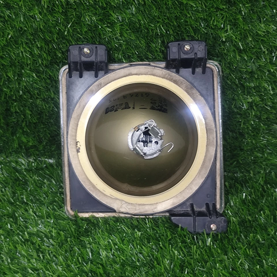 Vintage SEV Marchal 294 Right Headlight 61268103 Genuine Peugeot 604 V6 NOS - Image 2 of 4