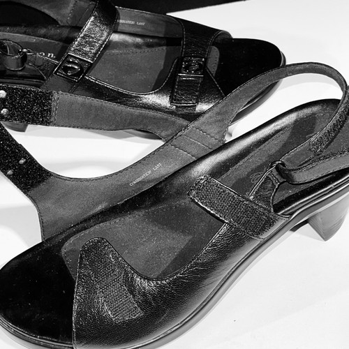 Aravon by New Balance Ladies Ava Dress Sandals Black Leather Size 8D WSAD28K - Picture 8 of 16