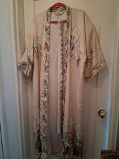 VTG Hayashi Kimono Robe 100 Silk Made in Japan Floral Belted Loungewear Read