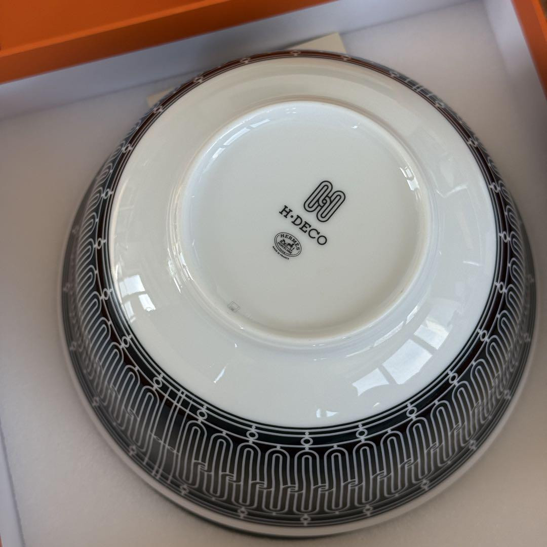 HERMES H Deco Ash Deco Bowl Set 2 Porcelain White Black 7.1 HERMES H Deco Ash Deco Bowl Set 2 Porcelain White Black 7.1