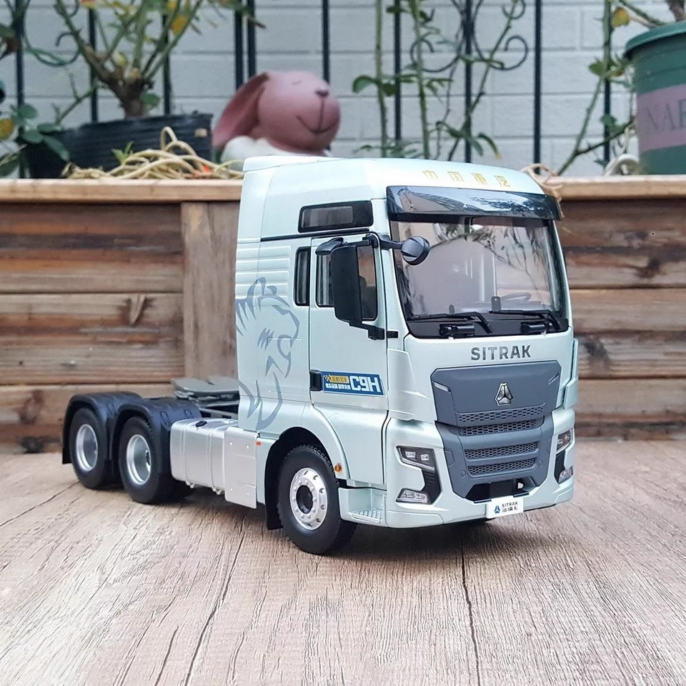 1/24 Scale SITRAK C9H 680 Truck Tractor Diecast Car Model Toy ...