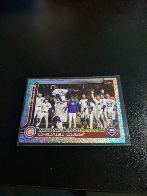 2025 TOPPS SILVER CRACKLE FOIL PARALLEL SP #60 CHICAGO CUBS TEAM CARD NRMT-MT!!!