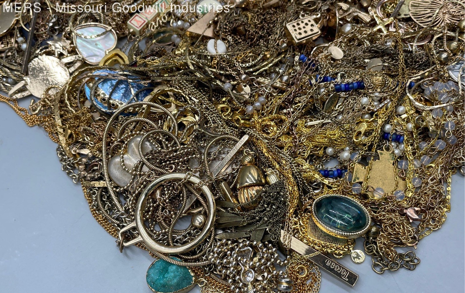 Mixed Metals/Materials Gold Tone Assorted Lot of … - image 3