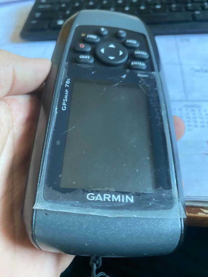 New Garmin GPSMAP 78s Handheld Marine GPS Bundle +8Gb micorSD Card Free Shipping - Image 4 of 4